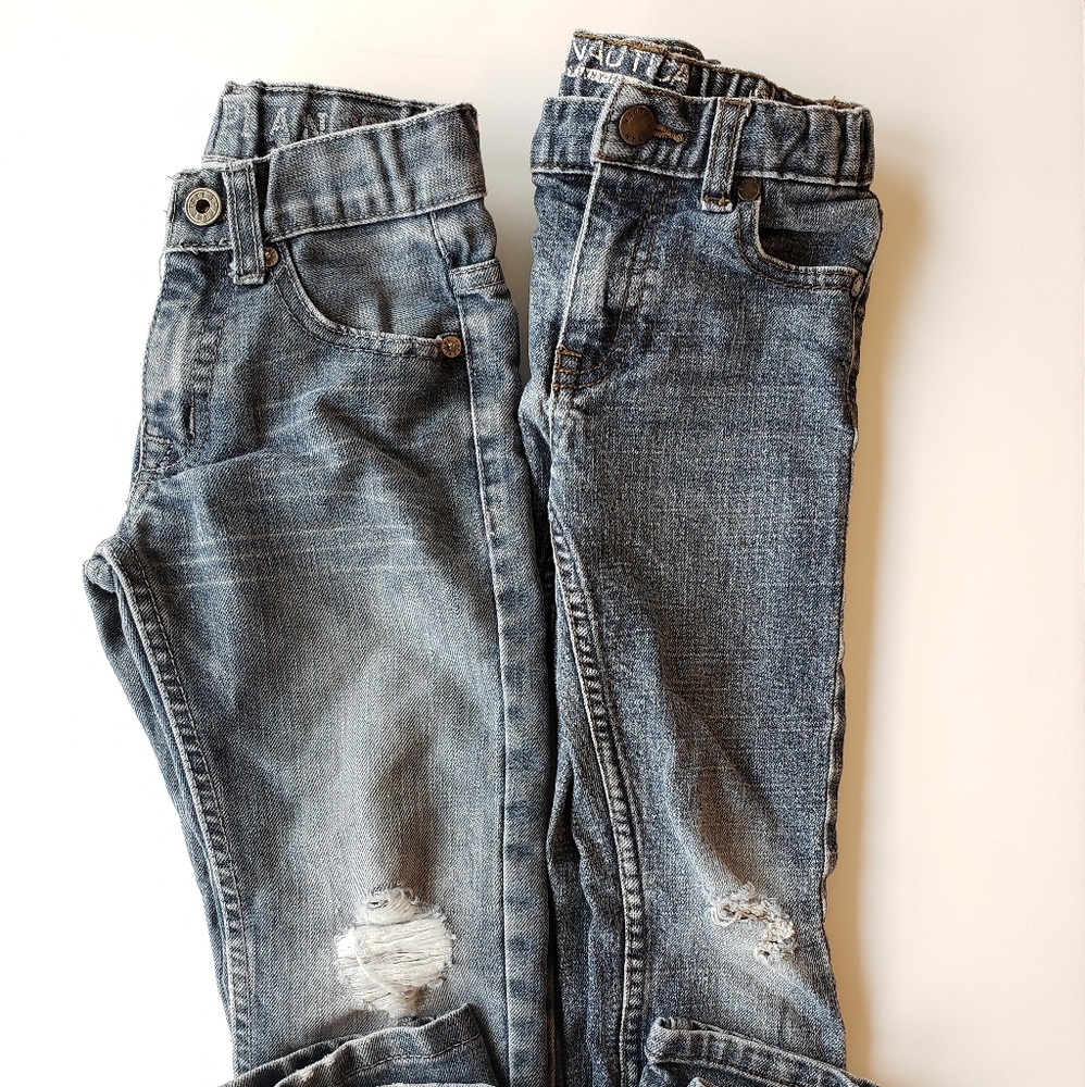 Boys distressed jeans 4t
